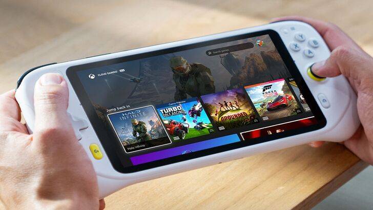 Xbox Handheld Looks to Compete with SteamOS